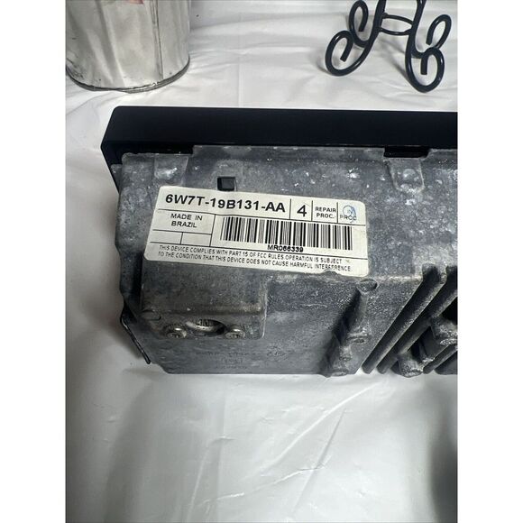 2003 - 2010 Ford Crown‎ Victoria AM FM Police Radio OEM 7C2T-19B131-AA - Picture 7 of 11